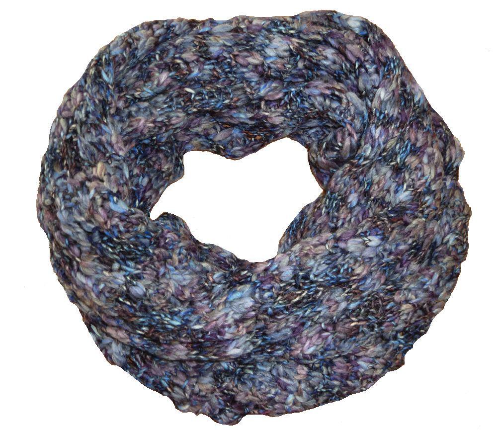 Farbe: blau-flieder meliert