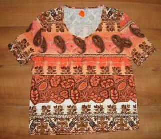 Damen T-Shirt V-Ausschnitt braun-koralle Mustermix