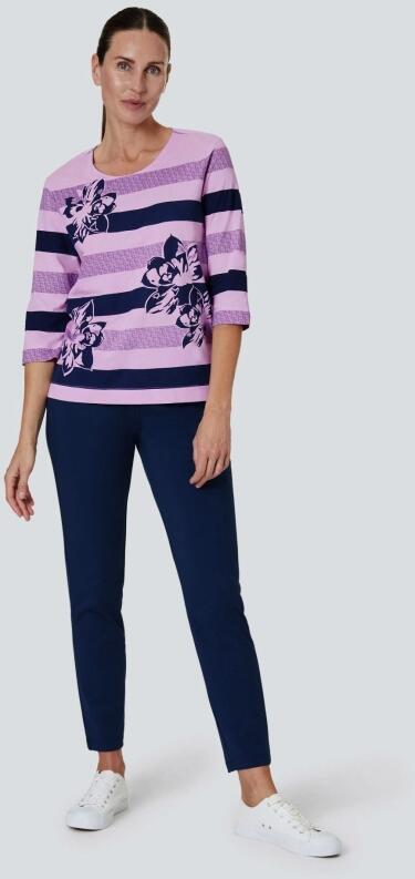 T-Shirt und Schuhe gehören nicht zum Lieferumfang