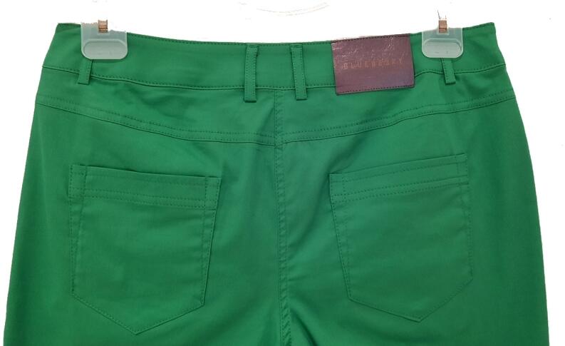 Rückseite Farbe grün