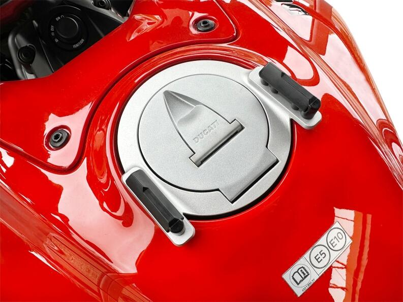 Tankring Basic Farbe: silber für Aprilia V4 Factory ab BJ 2025